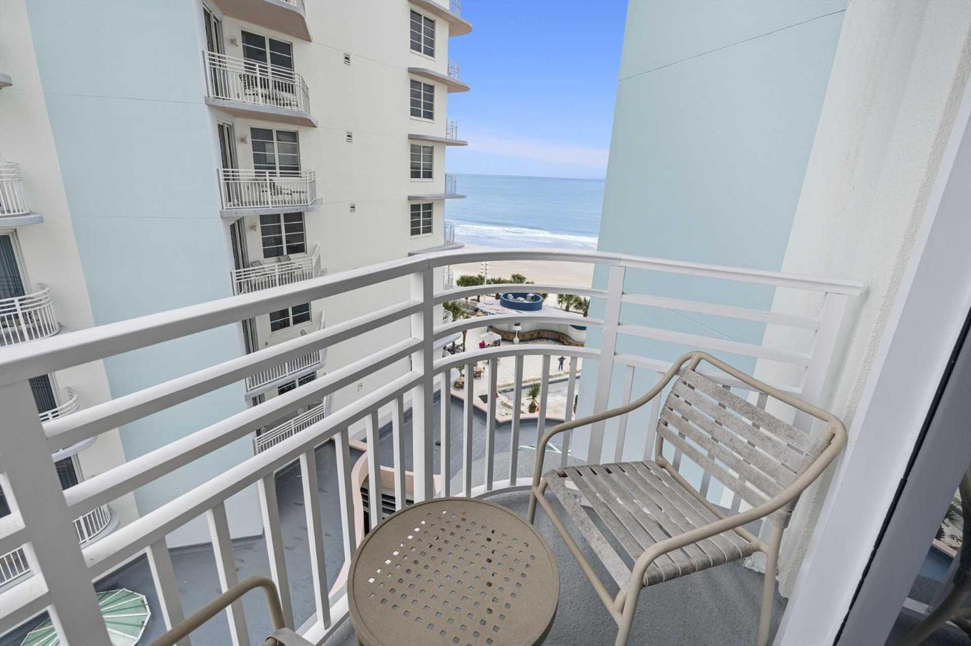 Luxury 8Th Floor 2 Bedroom Condo Direct Oceanfront Wyndham Ocean Walk Resort Daytona Beach | 801 Exterior photo